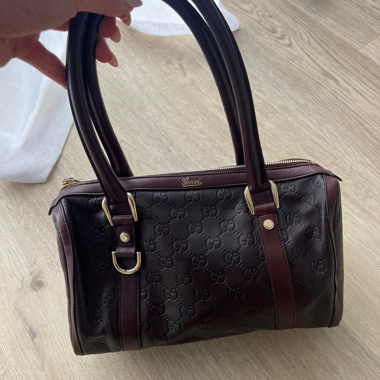 Gucci burgundy