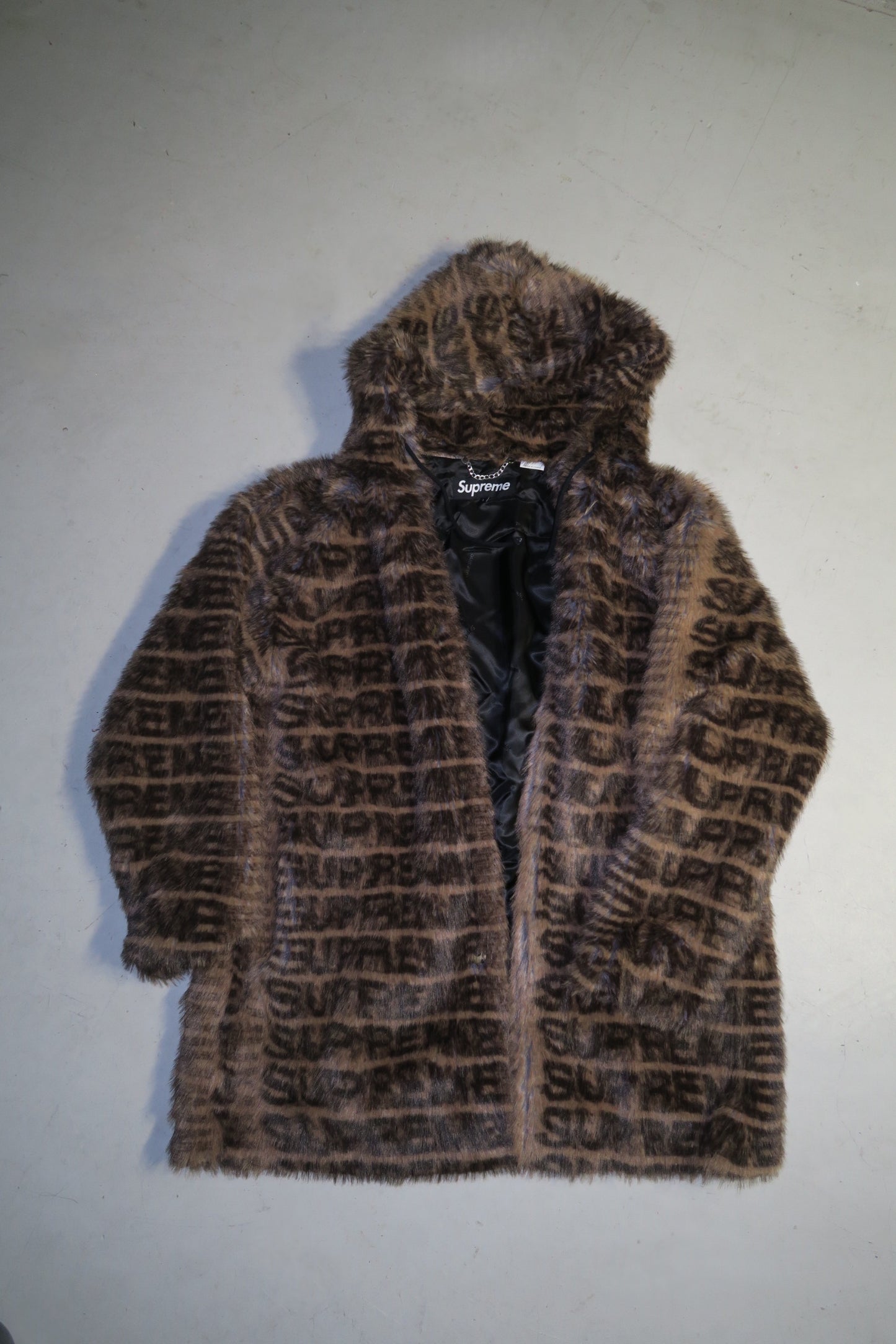 SUPREME Fur Jacket